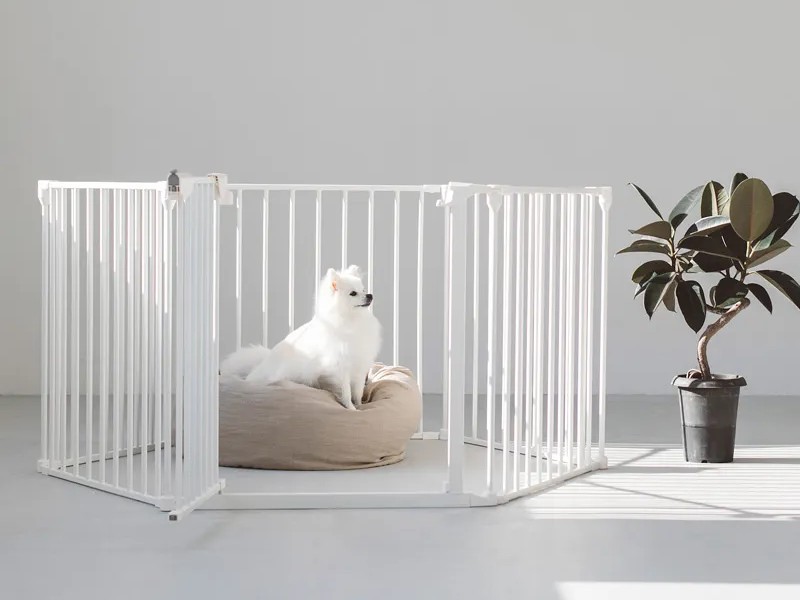 リビングに馴染むスタイリッシュドッグサークル